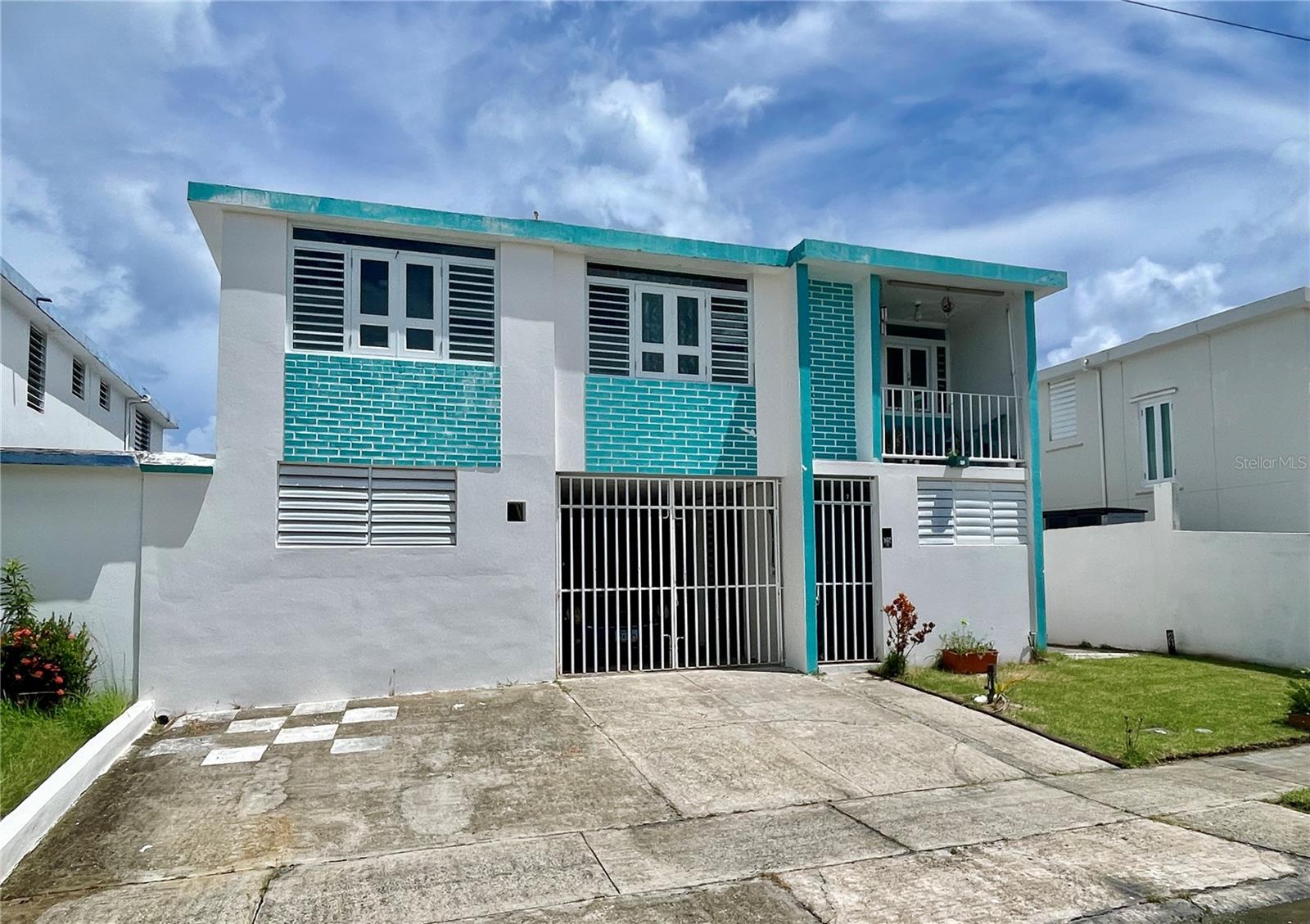 VILLAS DEL MAR HOMEOWNERS ASSOCIATION - Residential