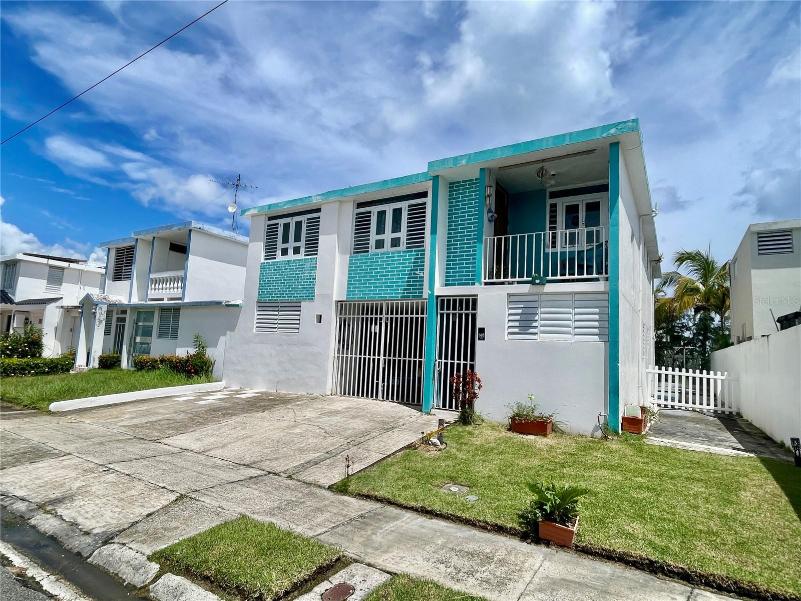 VILLAS DEL MAR HOMEOWNERS ASSOCIATION - Residential