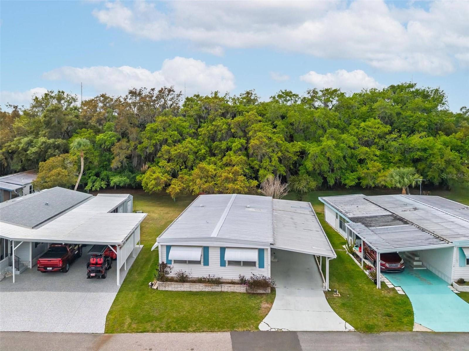 EUSTIS COUNTRY CLUB MANOR MHP UNIT 02A - Residential