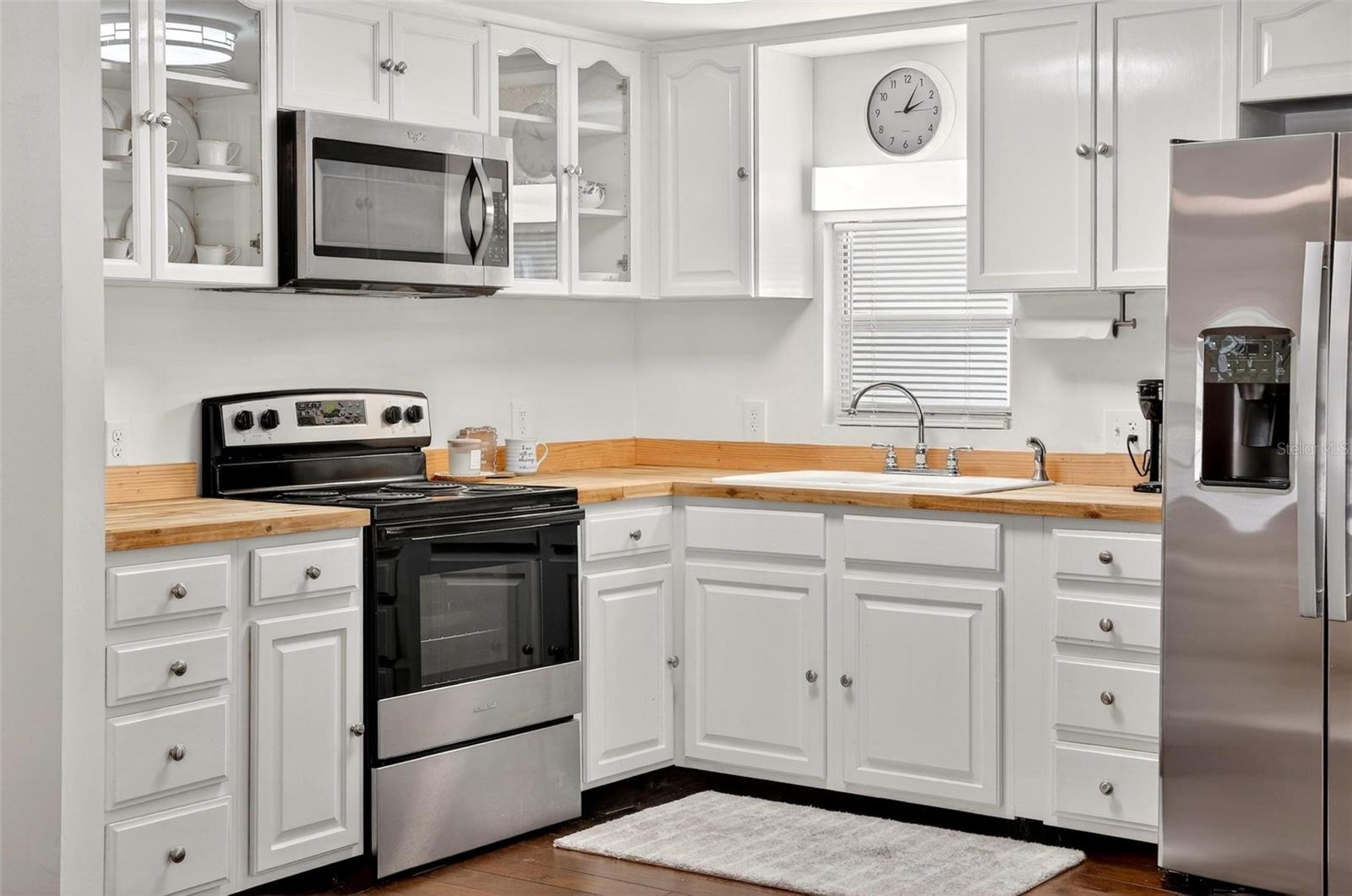 EUSTIS COUNTRY CLUB MANOR MHP UNIT 02A - Residential