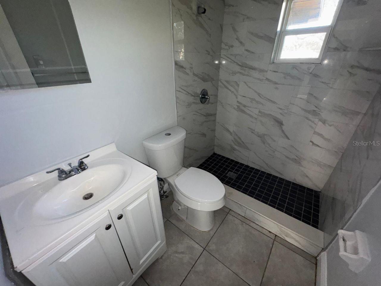 ACREAGE - Residential Lease