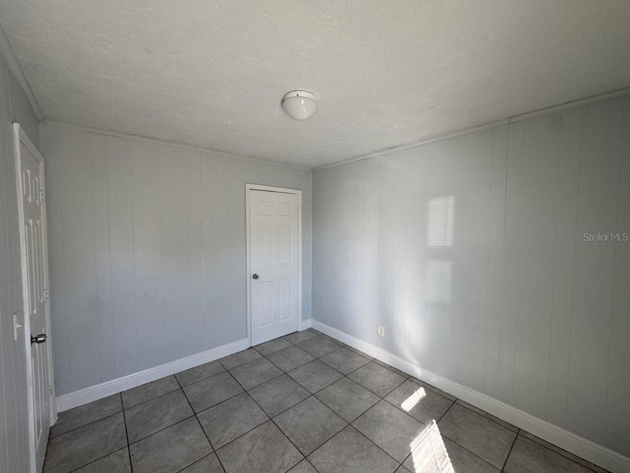 ACREAGE - Residential Lease