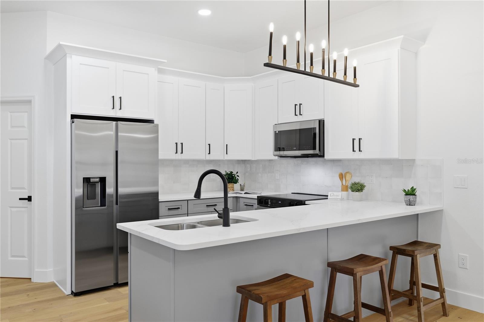 GROVES AT COBBS LANDING - Residential