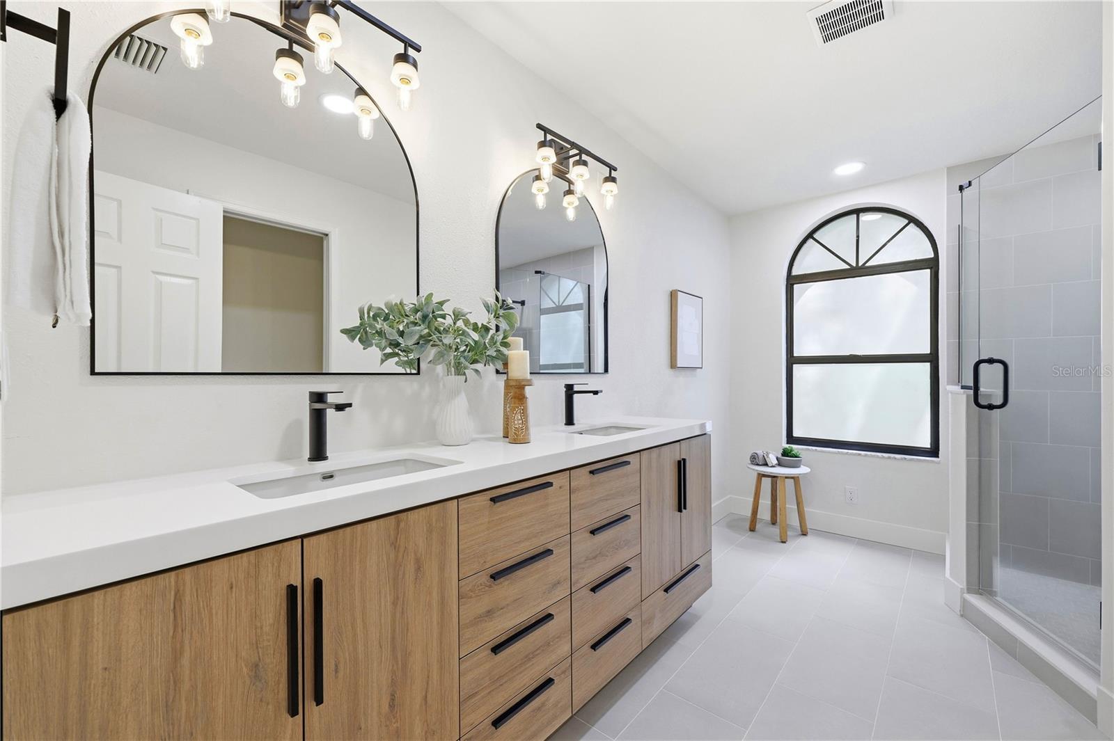 GROVES AT COBBS LANDING - Residential