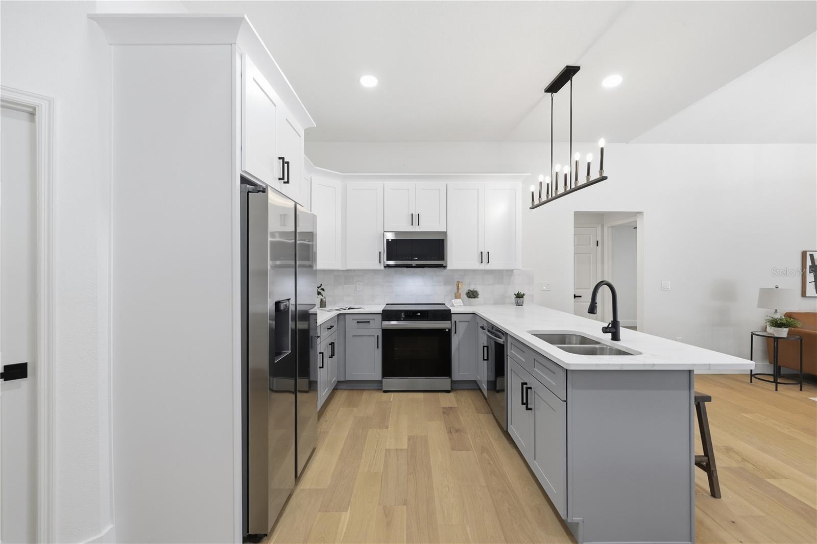 GROVES AT COBBS LANDING - Residential