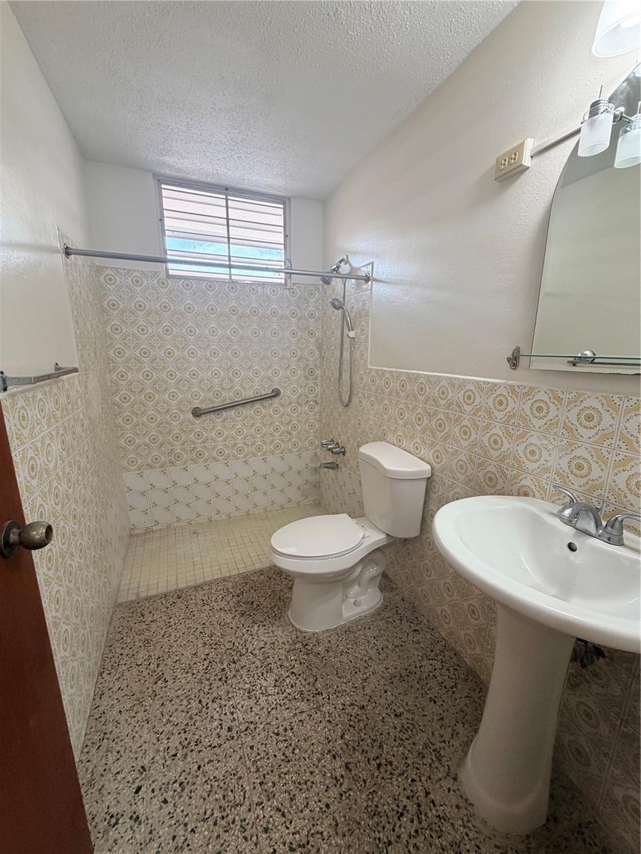 URB. LA NUEVA SALAMANCA - Residential