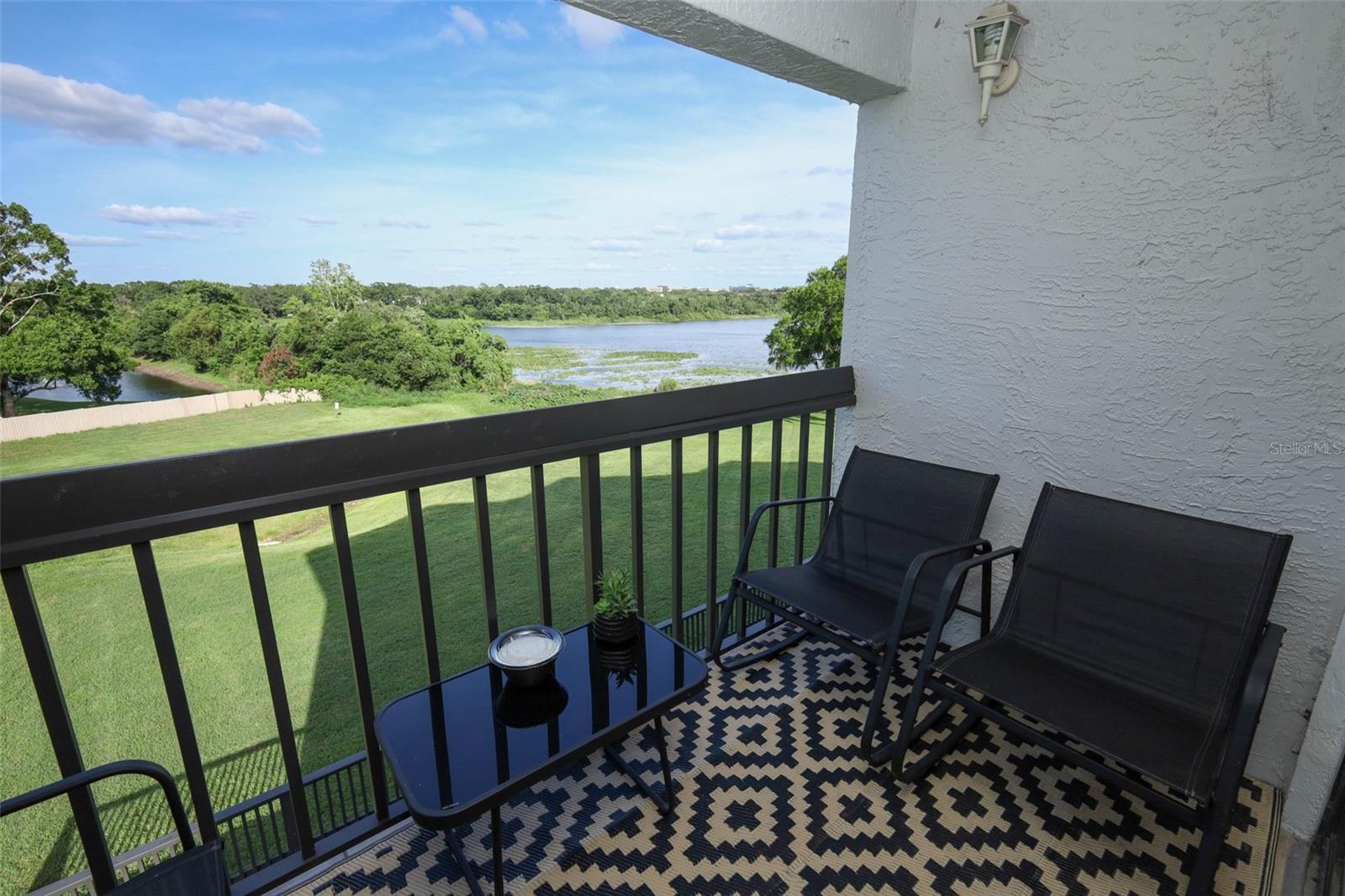 LAKE LOTUS CLUB - Residential
