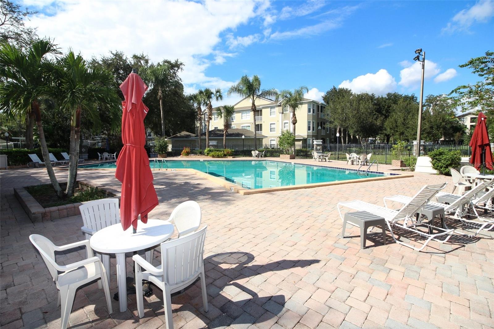 LAKE LOTUS CLUB - Residential