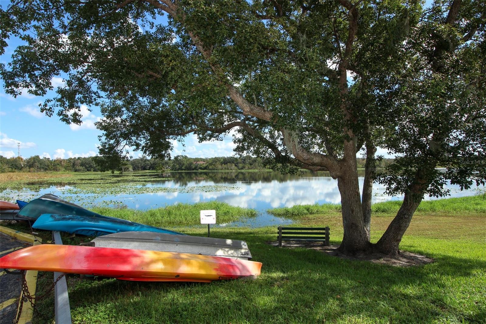 LAKE LOTUS CLUB - Residential
