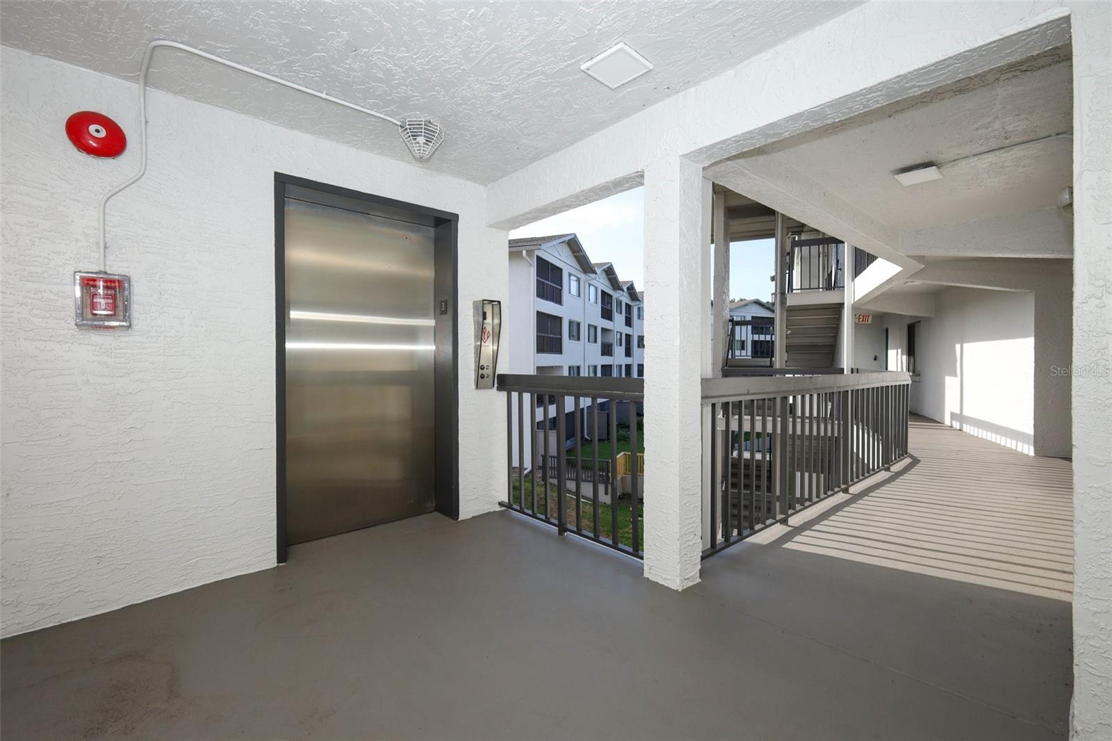 LAKE LOTUS CLUB - Residential