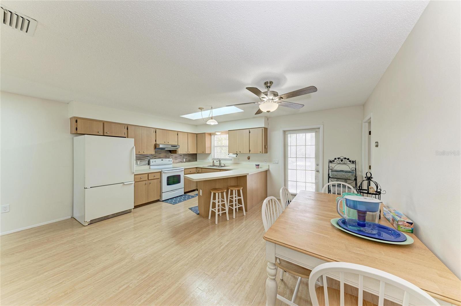 ANNA MARIA BEACH - Residential