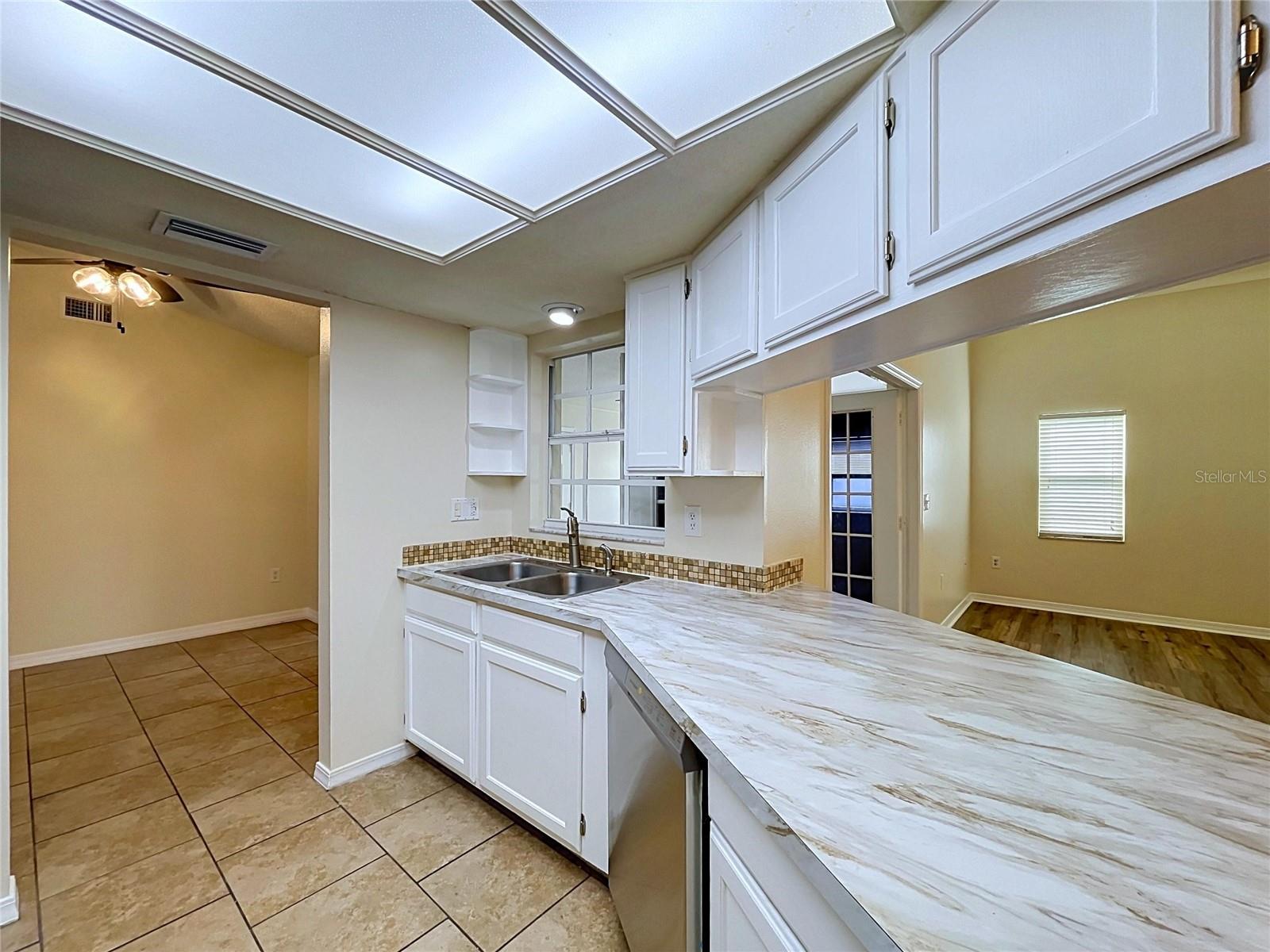 ARIETTA HILLS - Residential