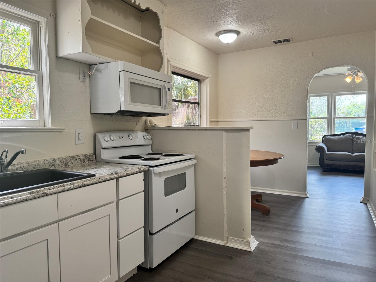 LAKE WALES - Residential Income