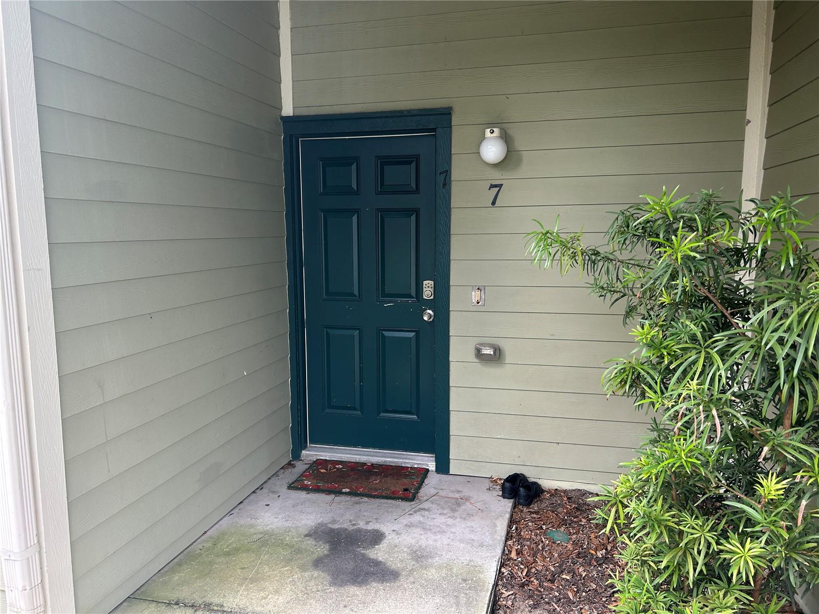 ASHLEY COURT CONDO - Residential