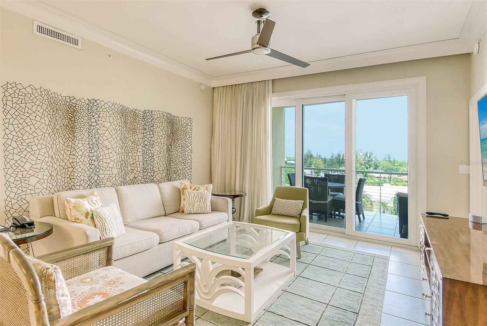 SIESTA KEY BEACH RESIDENCES - Residential