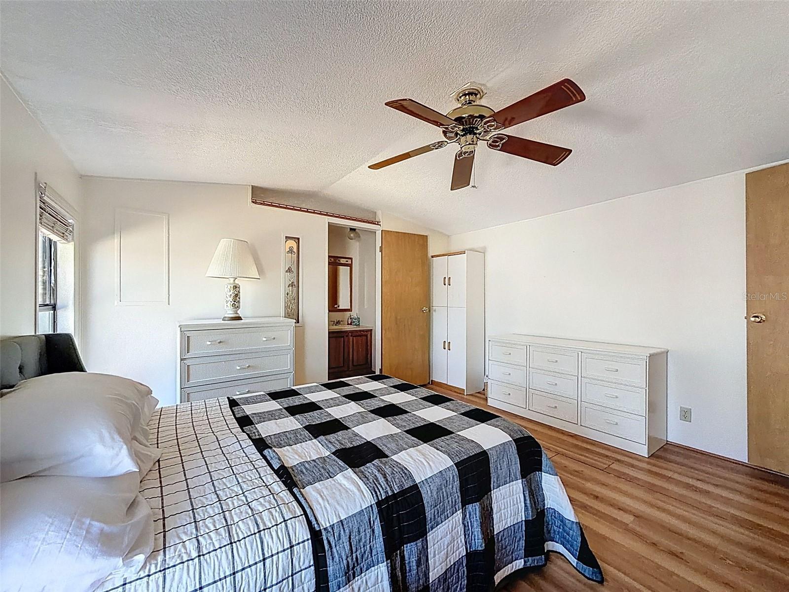 PONDEROSA PARK - Residential