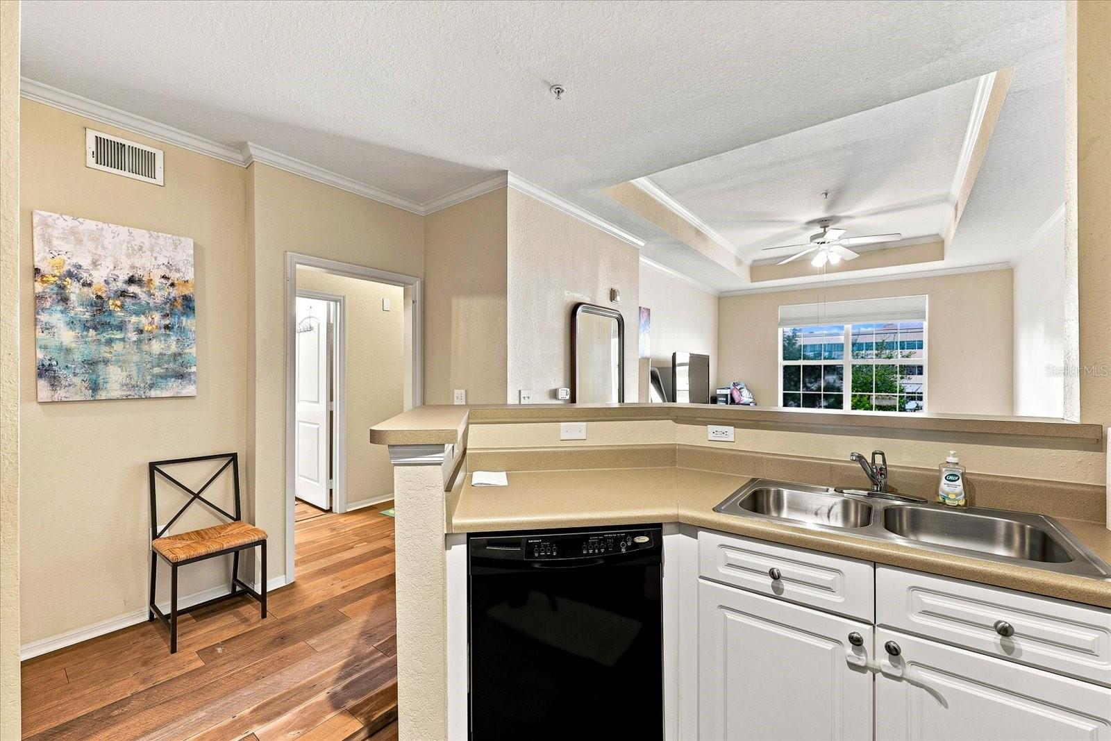 VILLA SONOMA AT INTERNATIONAL - Residential