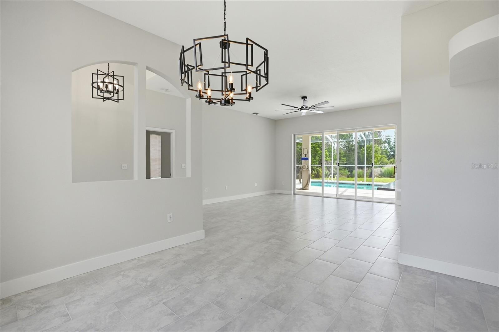 SPRING HILL - Residential