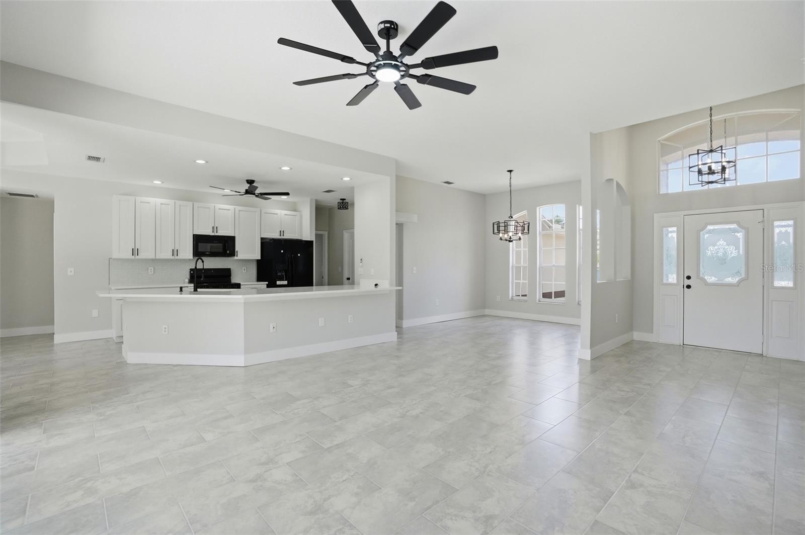SPRING HILL - Residential