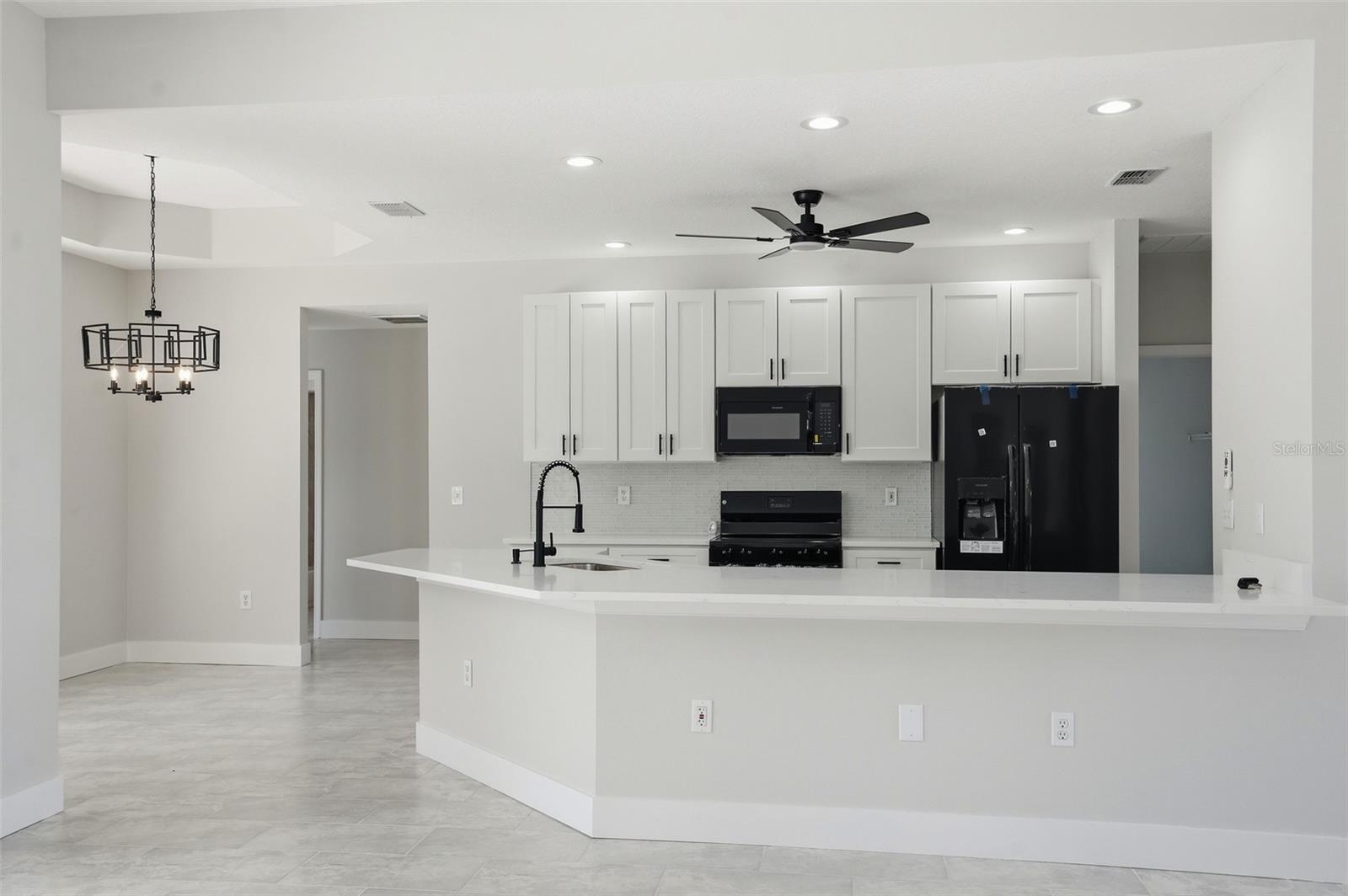 SPRING HILL - Residential