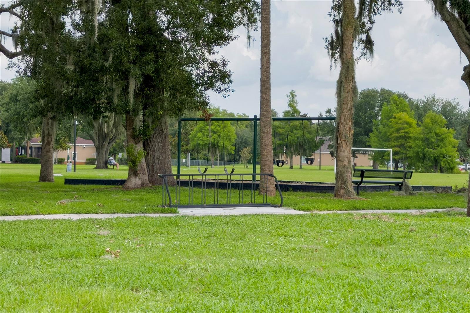 HAMMOCK TRAILS - Residential