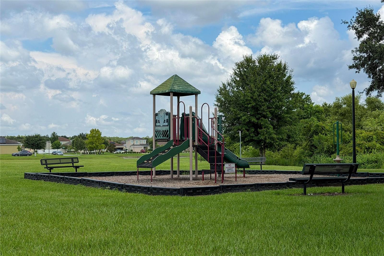HAMMOCK TRAILS - Residential