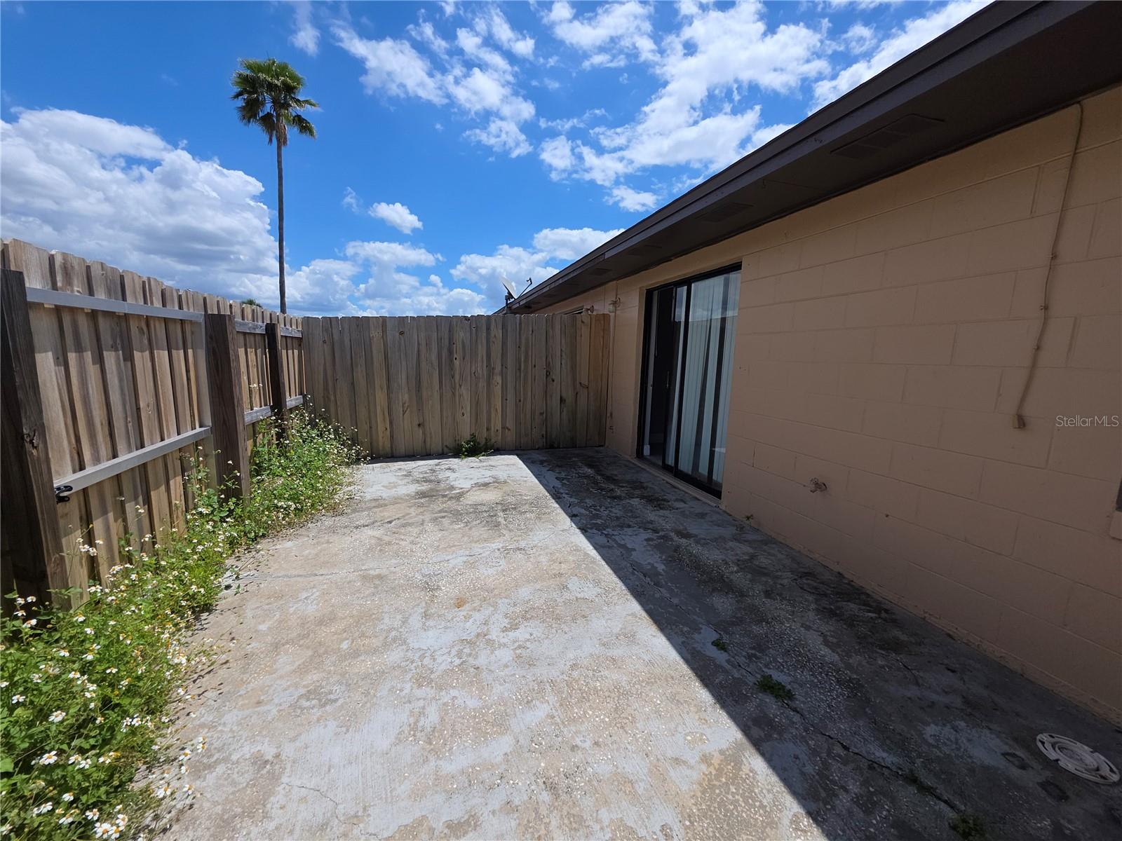 CARIBBEAN VILLAS CONDO PHS A-F - Residential