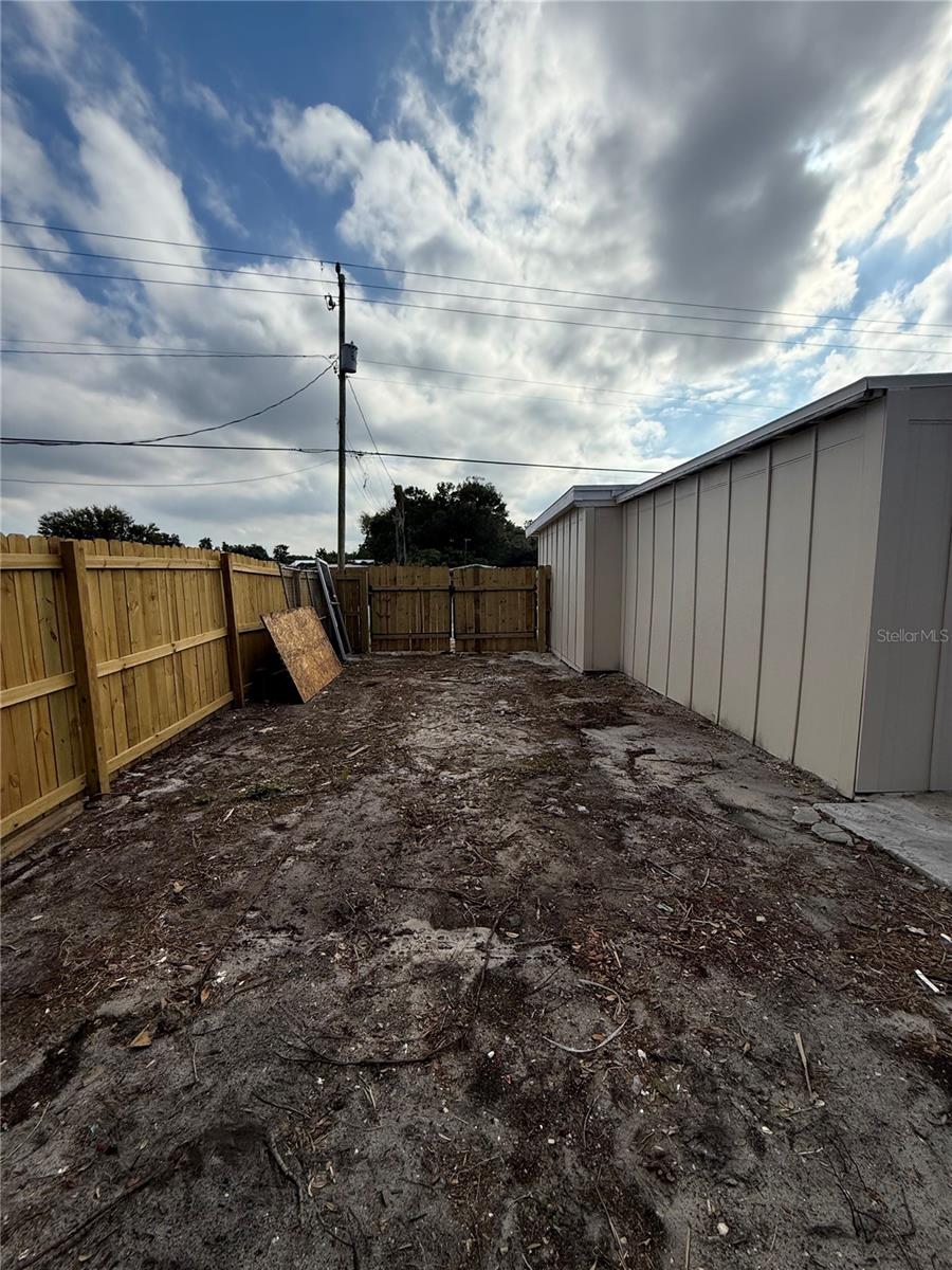 INWOOD - Commercial Lease