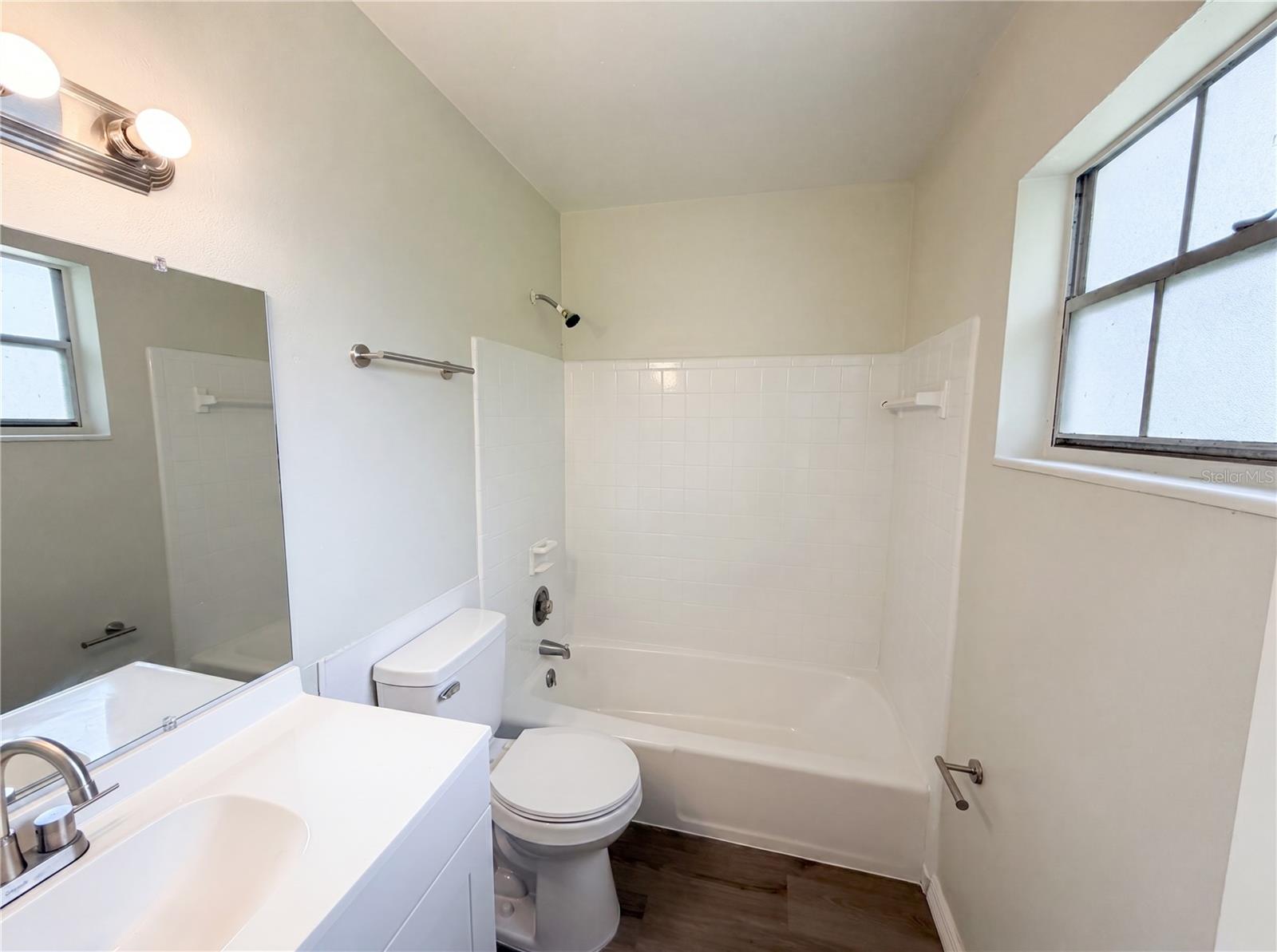 GOLFVIEW HEIGHTS BLK 43 & W 01/2 BLK 44 HOWRYS ADD - Residential
