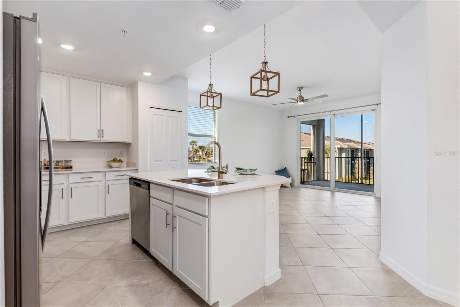 WELLEN PARK GOLF AND COUNTRY CLUB - Residential