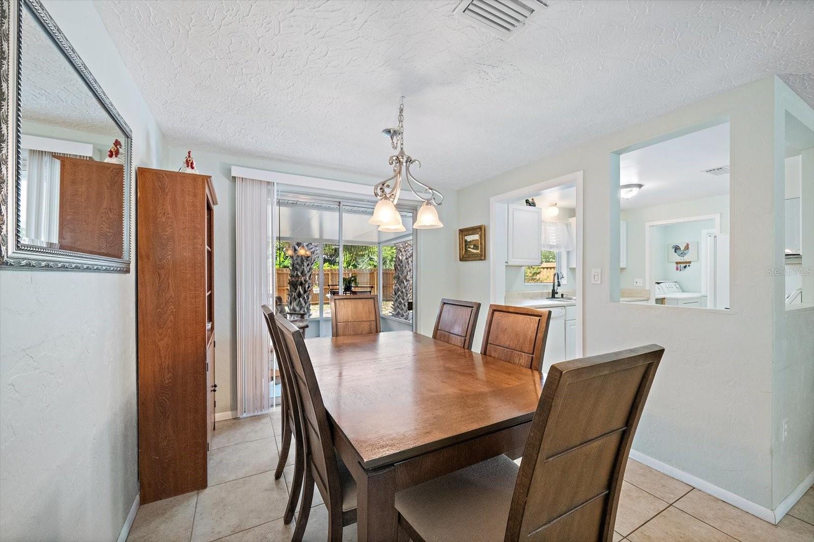 LAS LOMAS DE SARASOTA - Residential