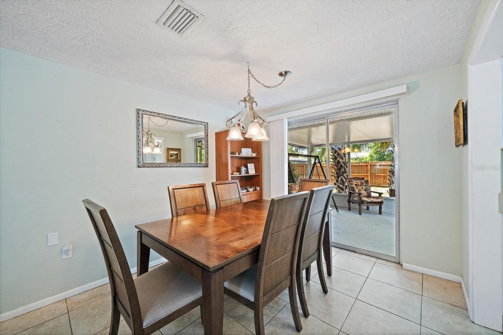LAS LOMAS DE SARASOTA - Residential