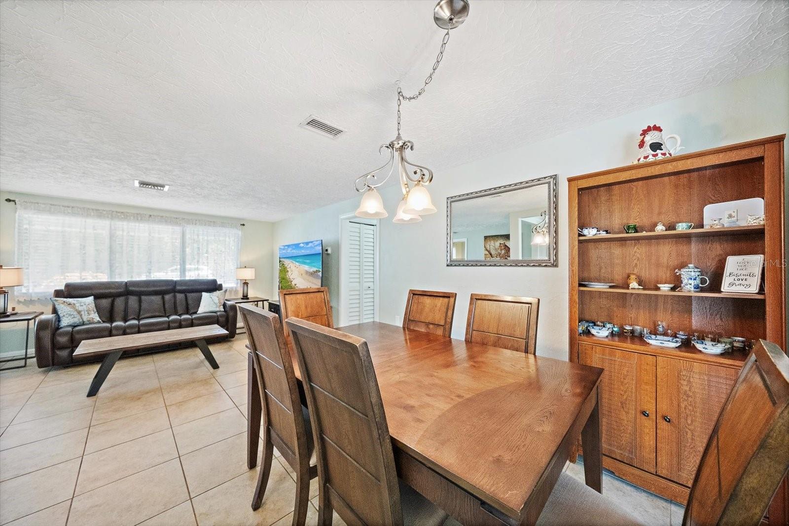 LAS LOMAS DE SARASOTA - Residential