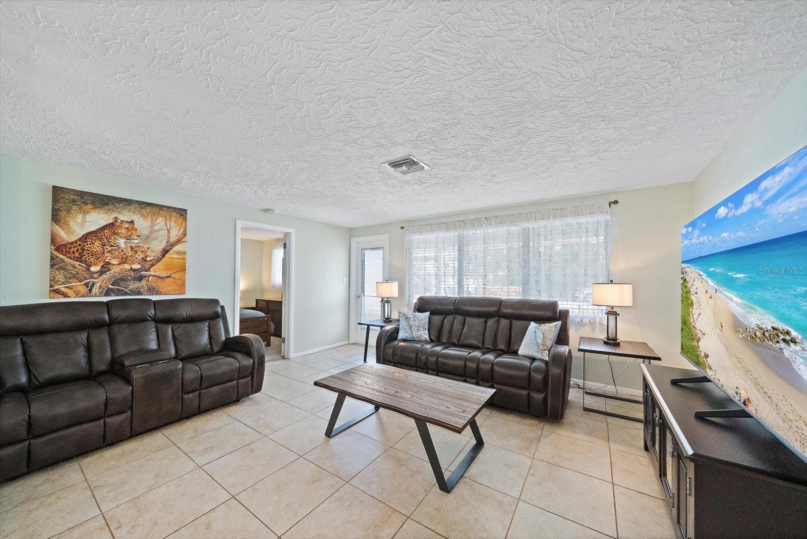 LAS LOMAS DE SARASOTA - Residential