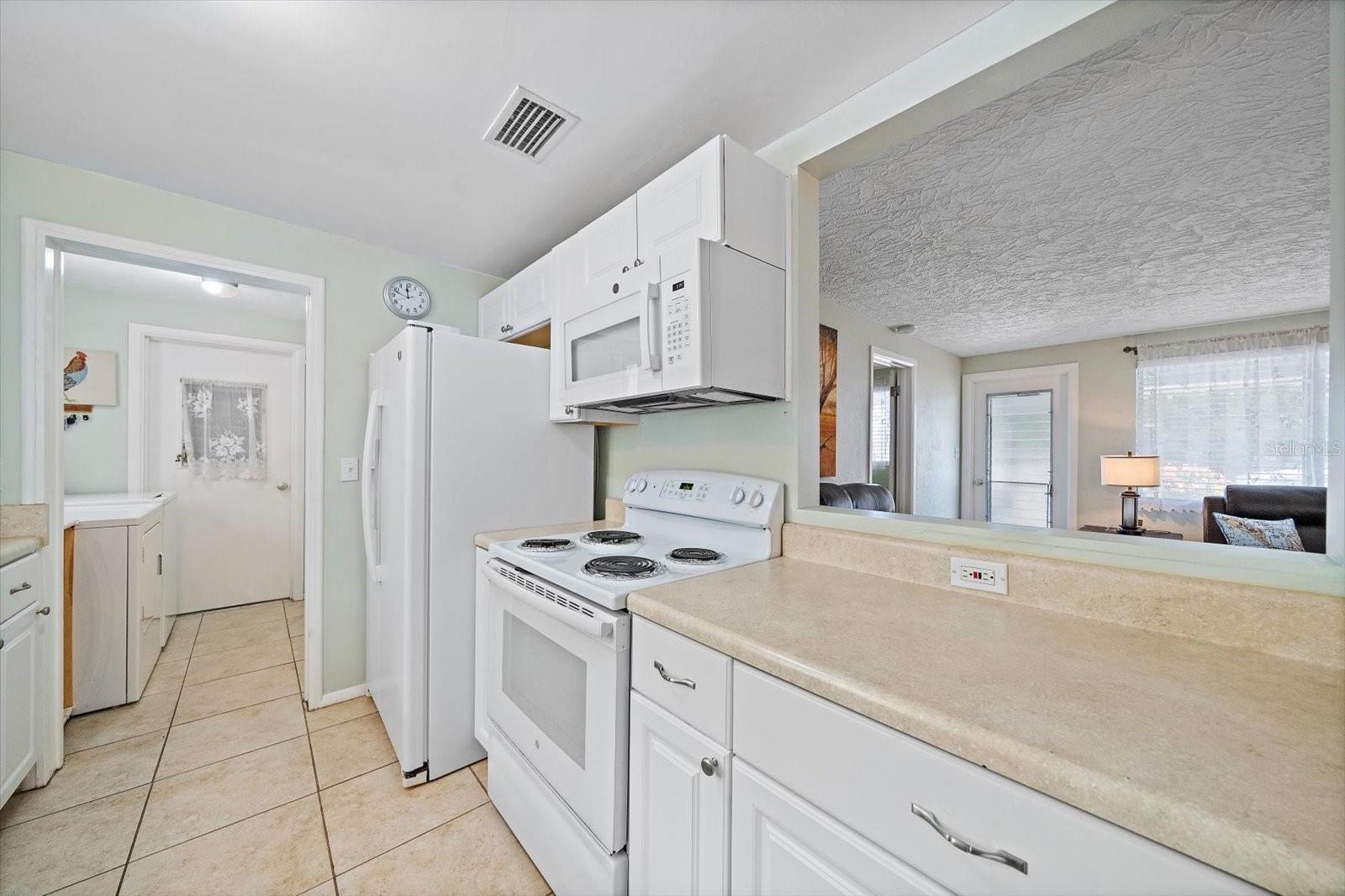 LAS LOMAS DE SARASOTA - Residential