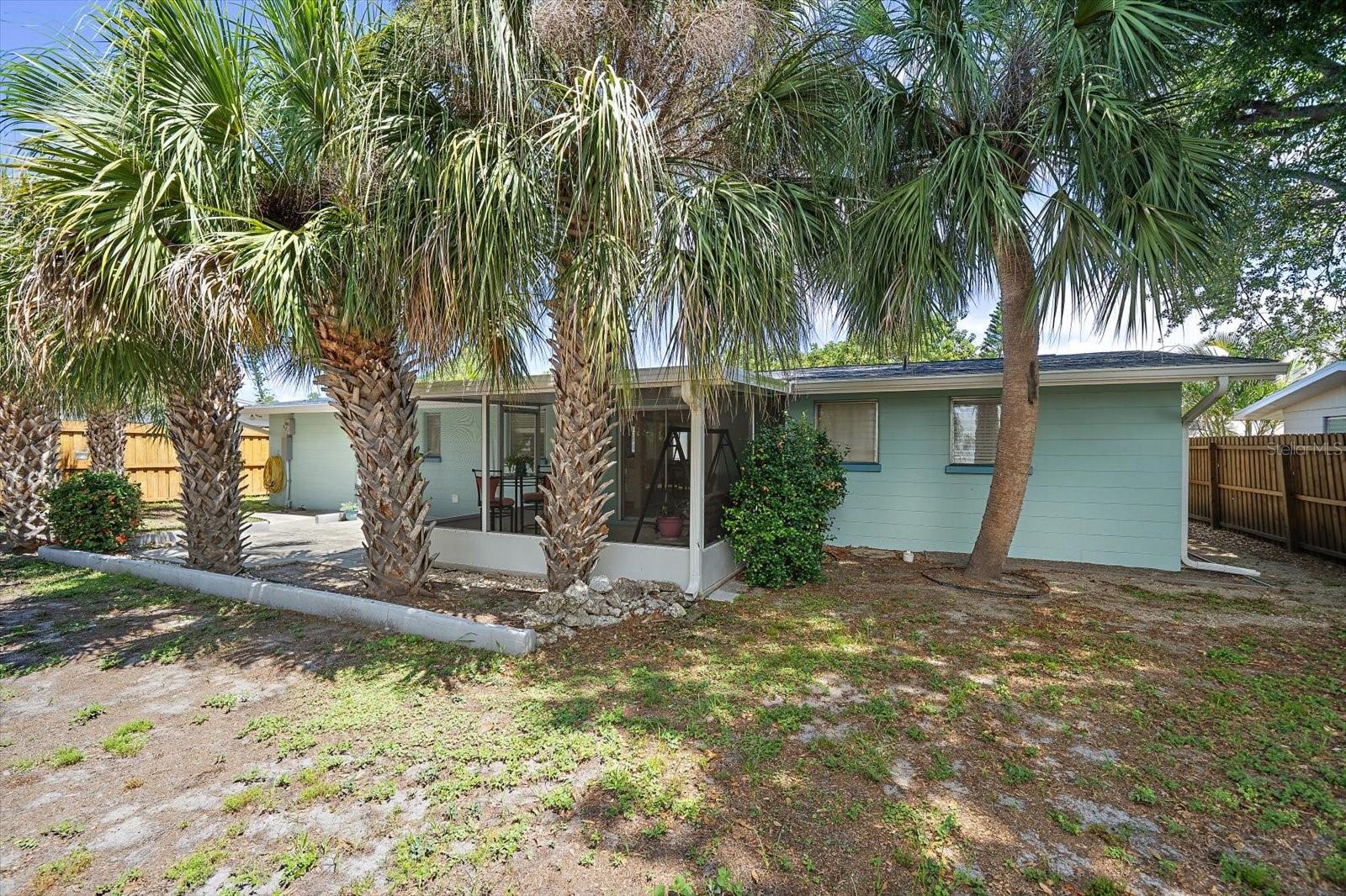 LAS LOMAS DE SARASOTA - Residential