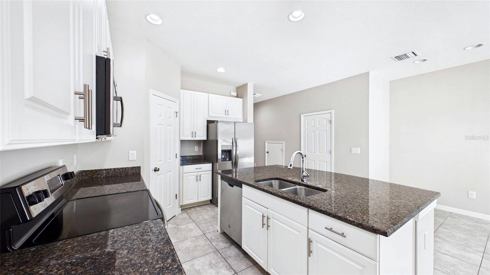 OAK CREEK PRCL 8 PH 1 - Residential