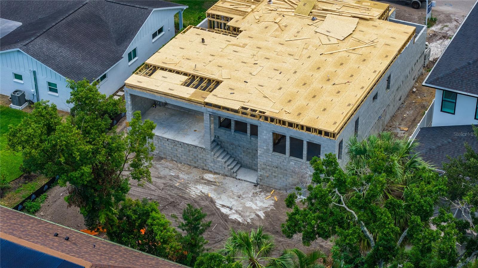 Under Construction. Experience refined luxury in this stunning Granada A residence by Homes by WestBay, offering an impressive 5,072 square feet of thoughtfully designed living space in the heart of South Tampa. Blending sophisticated design with modern functionality, this exceptional home features 5 spacious bedrooms, 4 beautifully appointed bathrooms, and elevated finishes throughout.
Designed for both everyday comfort and effortless entertaining, the gourmet kitchen is complemented by a separate scullery kitchen, providing additional prep space, storage, and seamless hosting capabilities. The expansive oversized bonus room offers endless possibilities — perfect for a media room, game room, home gym, or private retreat.
The luxurious owner’s suite is a true sanctuary, showcasing a spa-inspired master bath with premium finishes and an oversized walk-in closet designed to impress.
From its grand open-concept layout to its carefully curated details, this home delivers the perfect balance of elegance and practicality in one of Tampa’s most sought-after locations. Enjoy close proximity to premier dining, shopping, top-rated schools, downtown Tampa, and the vibrant South Tampa lifestyle.
A rare opportunity to own a statement home where luxury, comfort, and location come together beautifully.

Estimated completion is December 2026