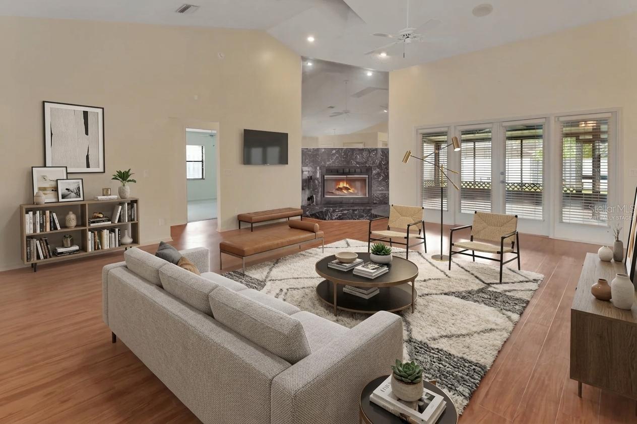 COUNTRY CLUB ESTATES - Residential