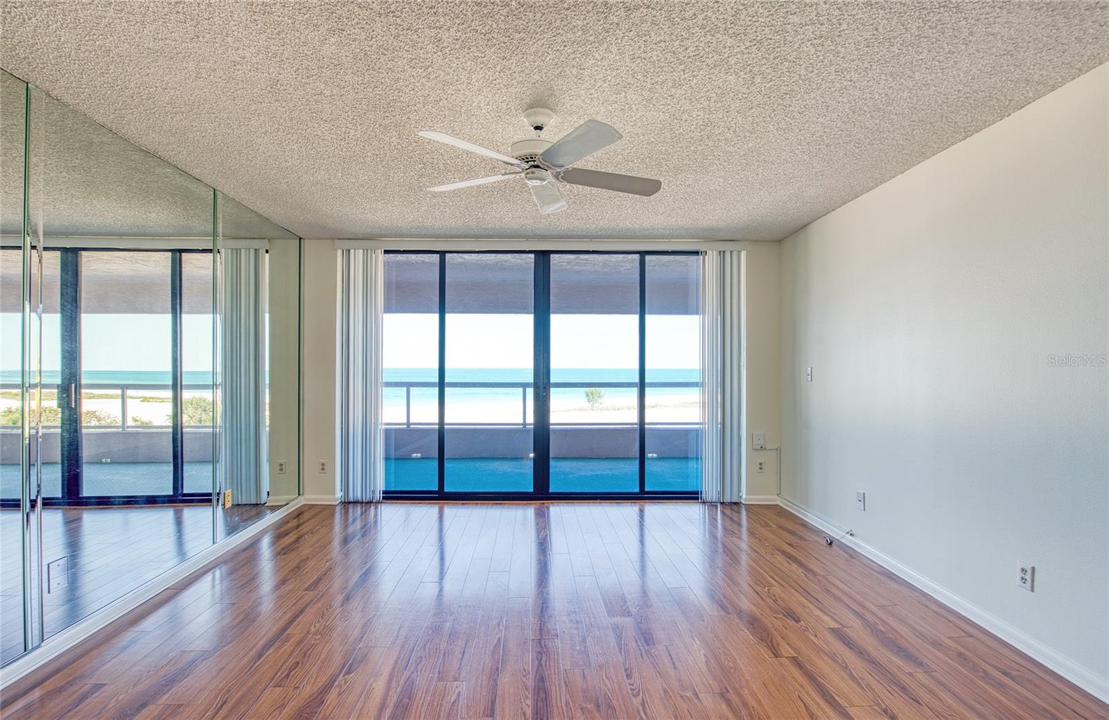 CRESCENT BEACH CLUB TWO CONDO - Residential