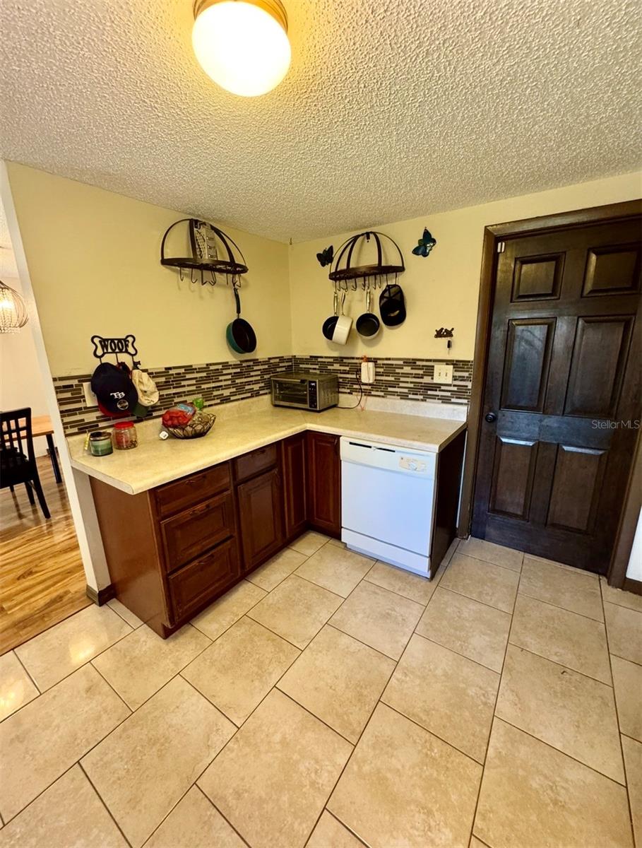 RIDGE CREST GARDENS - Residential