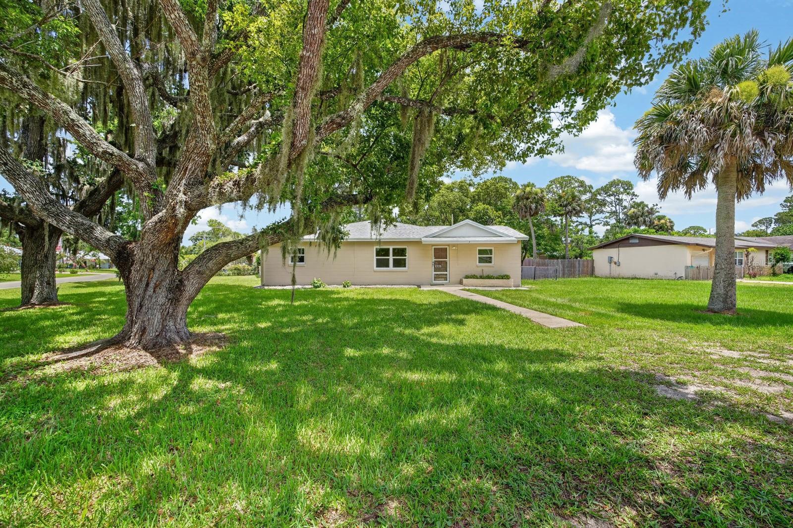FLORIDA SHORES - Residential