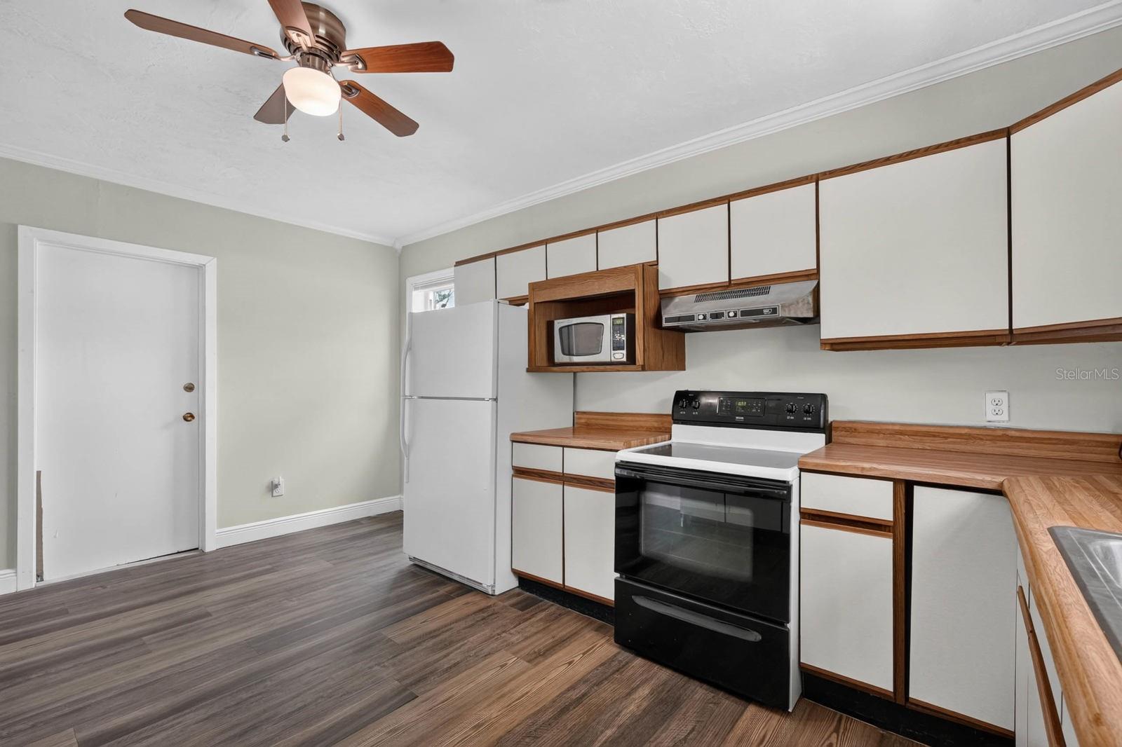 FLORIDA SHORES - Residential