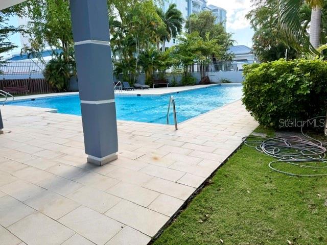 ISLA VERDE CONDOMINIO COSTA DEL SOL - Residential