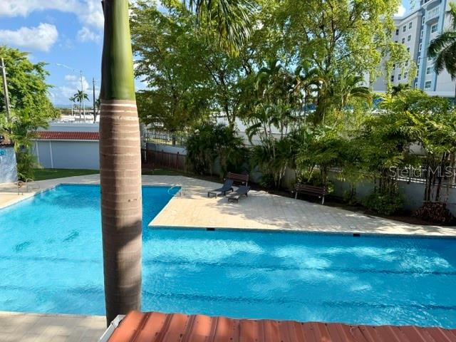 ISLA VERDE CONDOMINIO COSTA DEL SOL - Residential