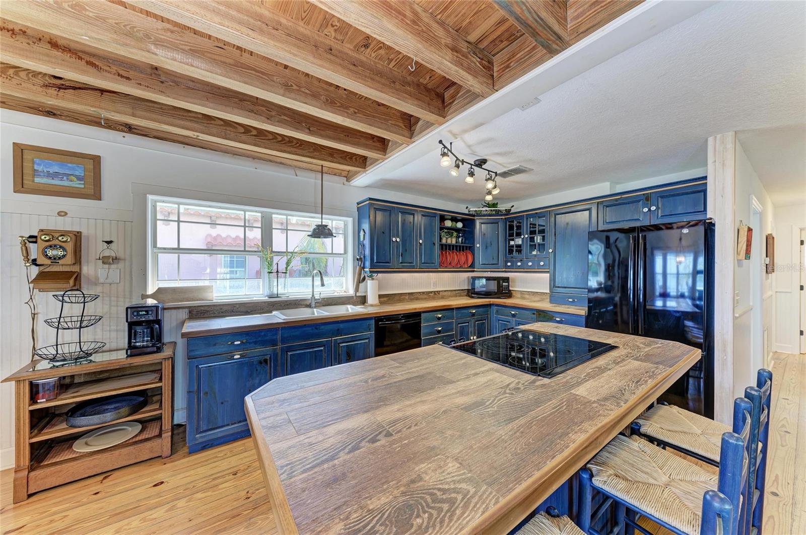 ILEXHURST - Residential