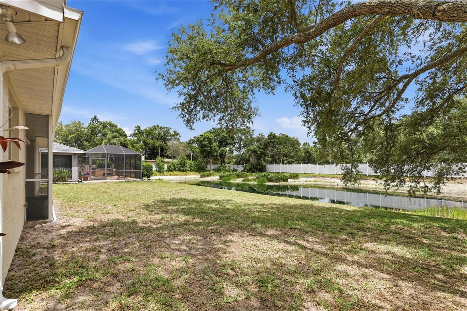 HAMMOCK PLACE - Residential