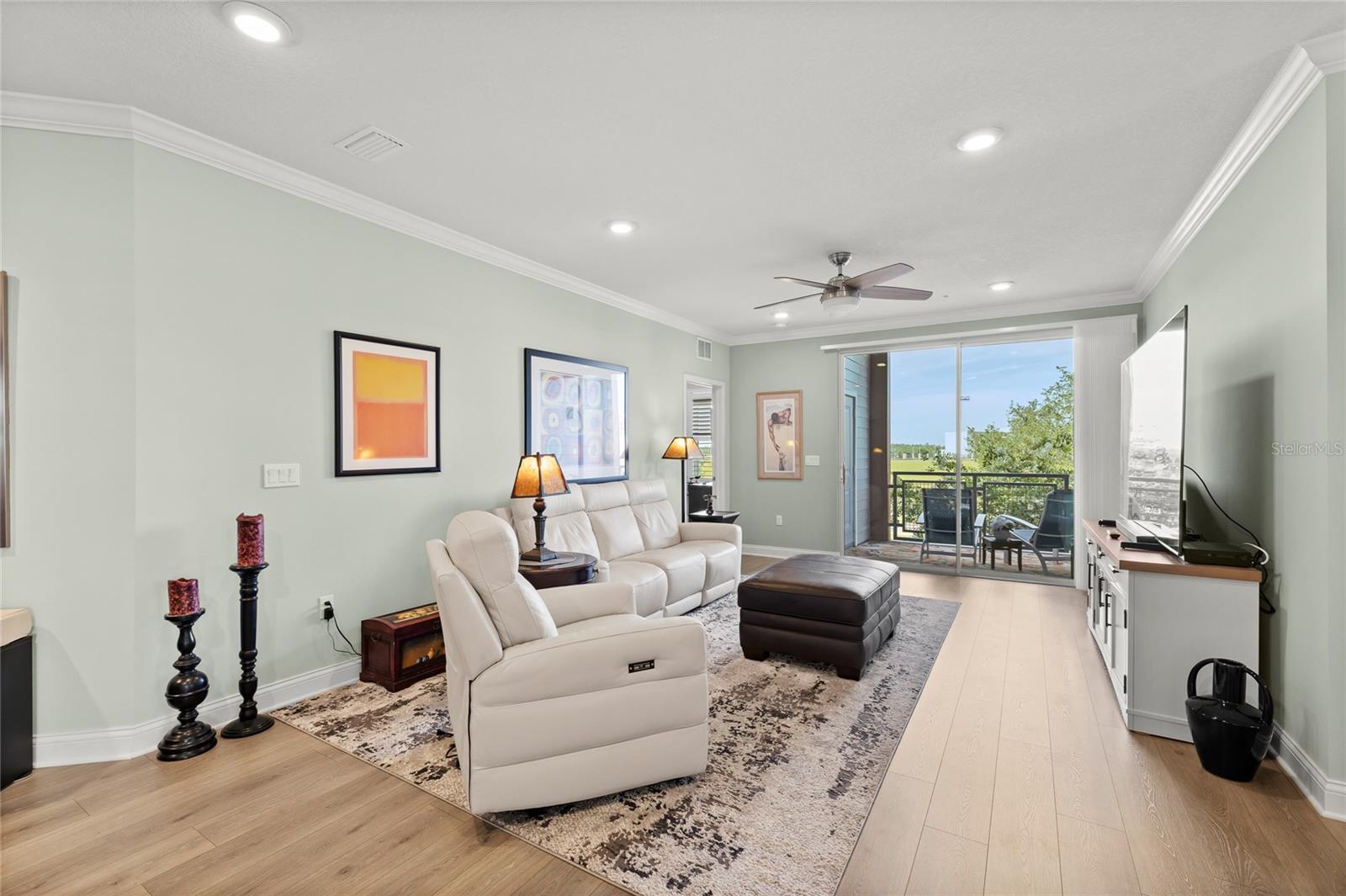 GATHERINGS OF LAKE NONA 2 CONDOMINIUM - Residential