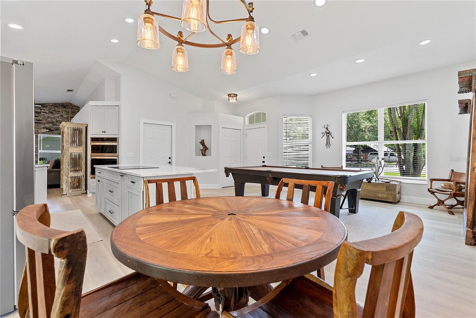 OAKLAND PARK - Residential