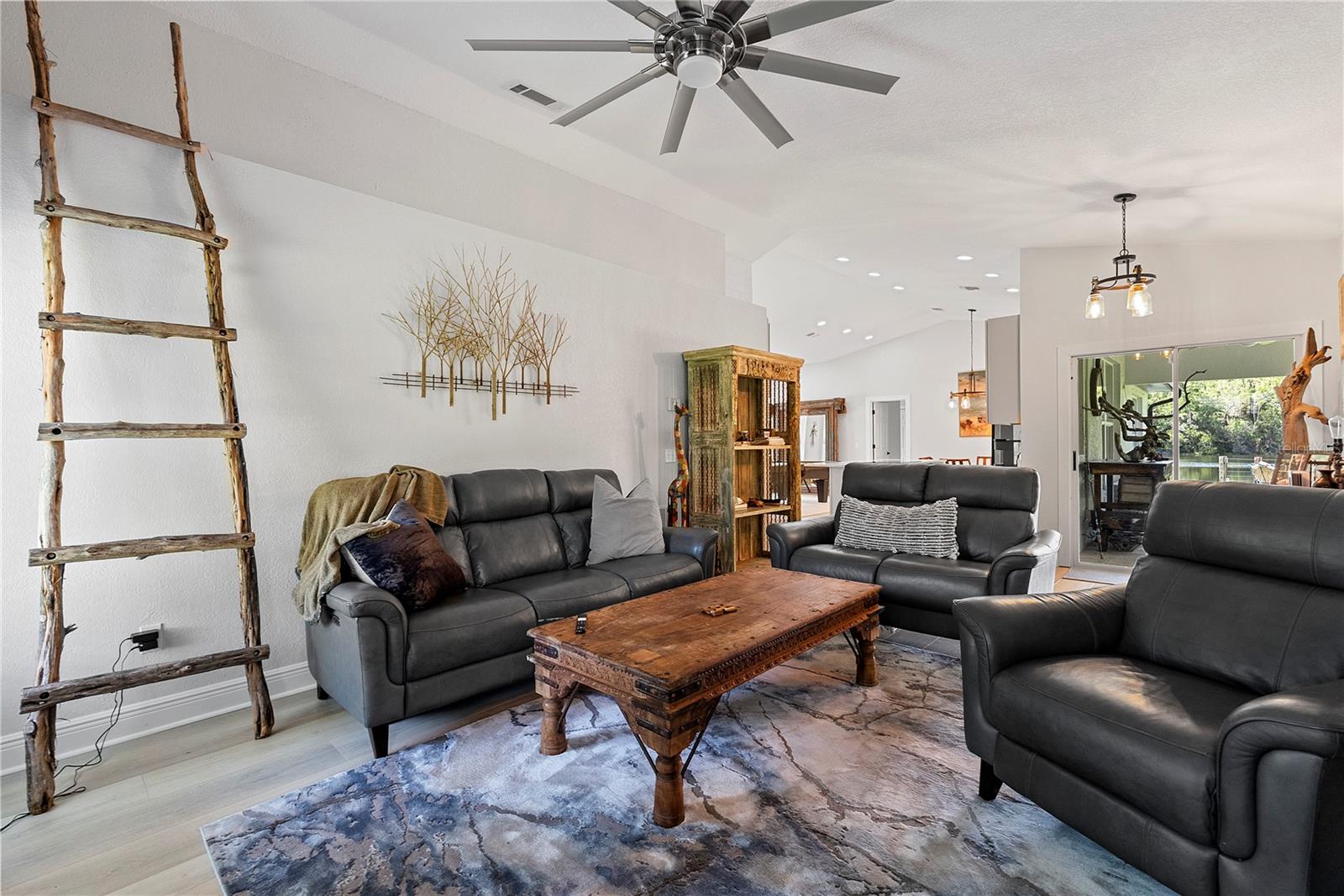 OAKLAND PARK - Residential